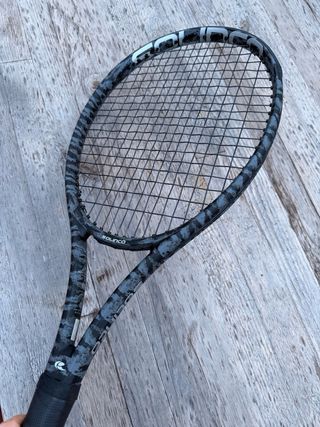 Raqueta Solinco Blackout V2