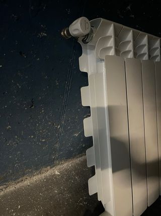 Radiadores de metal blancos 3unidades de 4 cuerpos