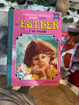 Famosa novela, serie azul, Esther