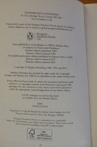 Libros en inglés de Stephen Hawking y Bill Bryson