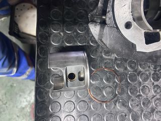 Cilindro y pistón Sherpa 250