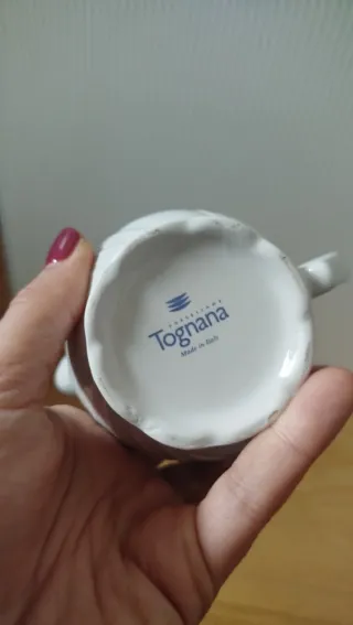 Lattiera Tognana in porcellana decorata