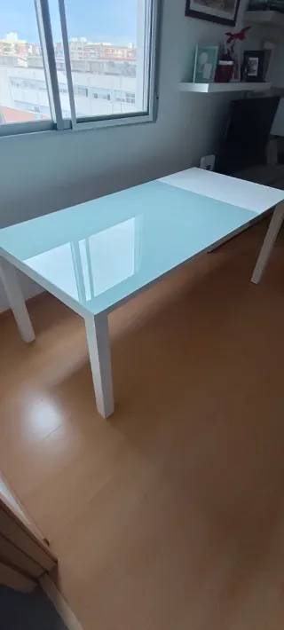 Mesa de comedor cristal y madera
