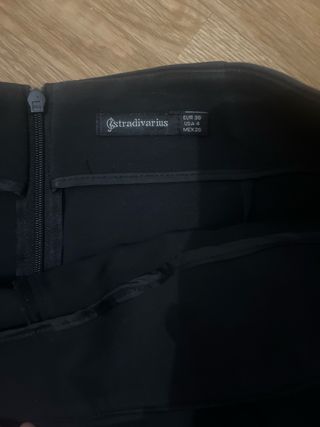 Falda pantalón negra con cordones