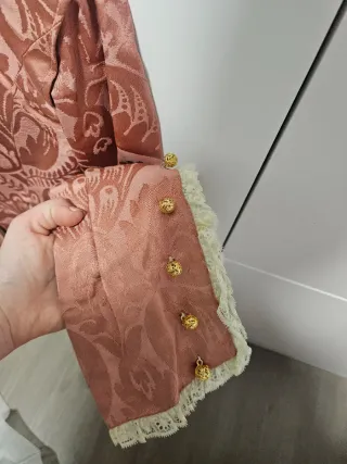 Traje Fallera s/m con mangas intercambiables