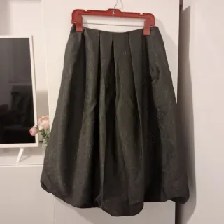 Falda midi jacquard con volumen