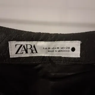 Falda midi jacquard con volumen