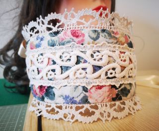 Lolita Egl headdres old school