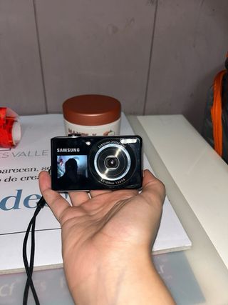 Cámara Samsung PL100 Negra