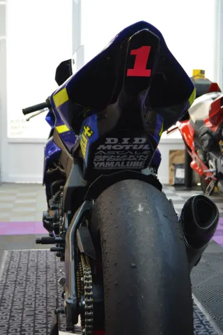 Yamaha R1 2019 circuito