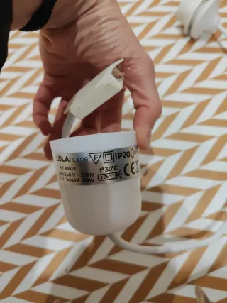 Cable y portalámparas para techo