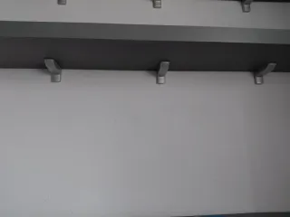 Escritorio modular con cajoneras y baldas