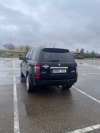 Suzuki Grand Vitara 2012