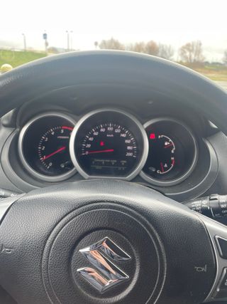 Suzuki Grand Vitara 2012