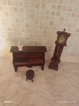 Pianoforte e sgabello miniatura My Doll