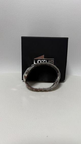 Reloj Lotus Negro y Plateado