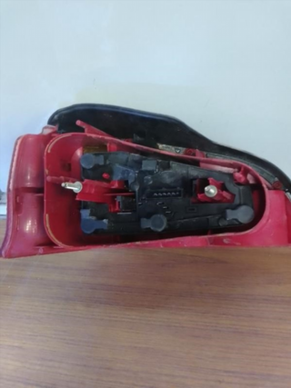 Piloto trasero derecho Peugeot 106 II (1)