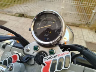 Suzuki Marauder 250 Negra