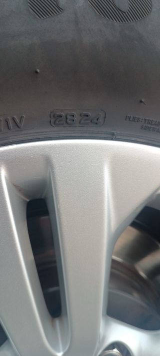 Juego de llantas + Neumáticos Firestone 215/70R16