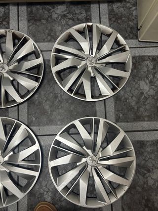 Tapacubos Peugeot 15 pulgadas