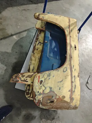 Capot,puertas y aletas Renault 8