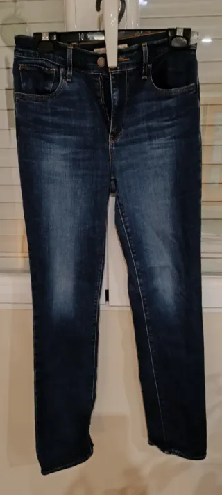 Falda midi Stradivarius negra