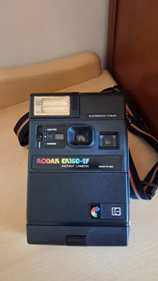 Macchina Fotografica Kodak EK160-EF