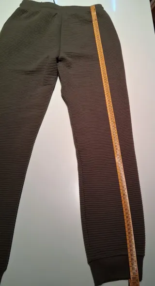 PANTALÓN CHÁNDAL VERDE OSCURO, ESTILO MILITAR