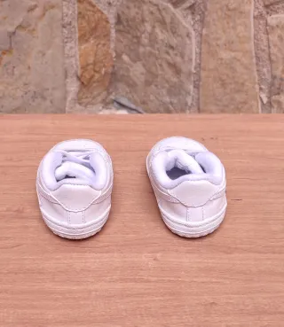 Scarpe neonato Nike bianche