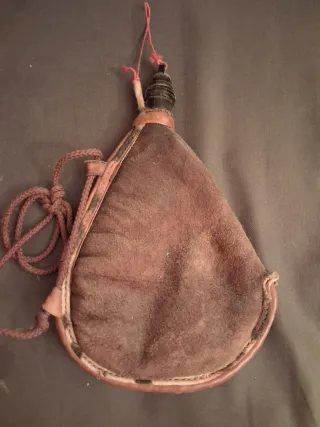 Bota de vino de cuero