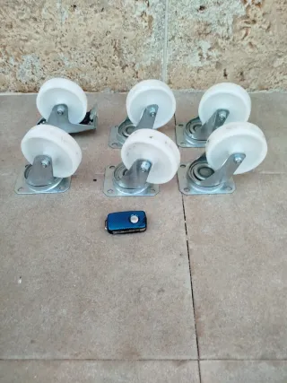 Ruedas Industriales Blancas (6 unidades)