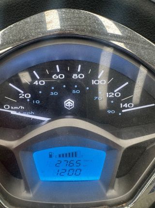 Piaggio Liberty 125 Plata