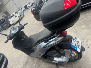 Piaggio Liberty 125 Plata