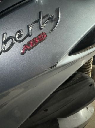 Piaggio Liberty 125 Plata