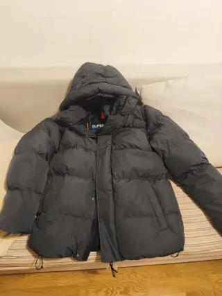 Anorak Superdry Gris oscuro