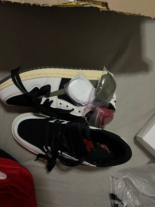 Nike Travis Scott Oliva Talla 38