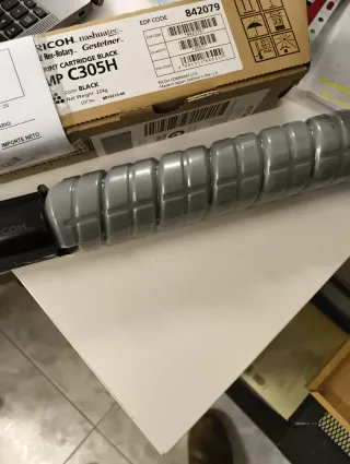 Tóner Ricoh MP C305H Negro