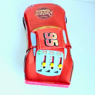 Coche Rayo McQueen Sonidos y Movimientos