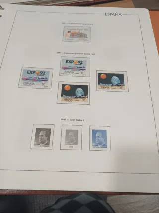 3 Álbumes de sellos de varios años