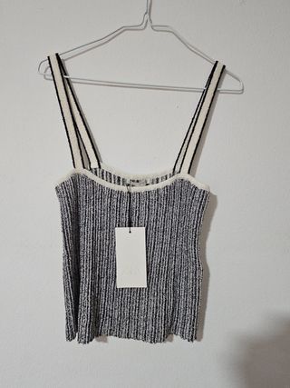Top punto Zara T. M - Nuevo con etiqueta