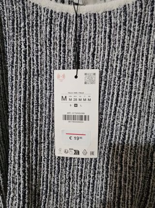 Top punto Zara T. M - Nuevo con etiqueta