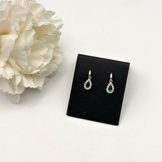 Pendientes de oro 18kt con esmeraldas y circonitas