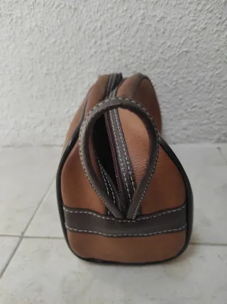 Juego de maleta, bandolera y neceser de viaje