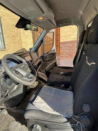 Camión Iveco 35-160