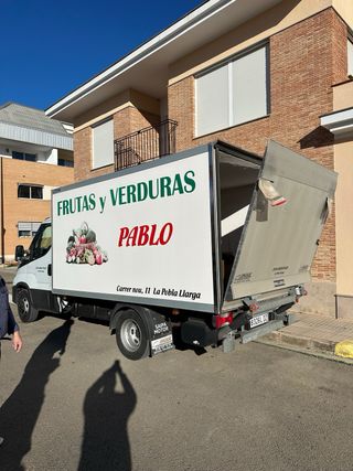 Camión Iveco 35-160