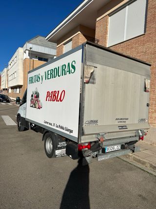 Camión Iveco 35-160