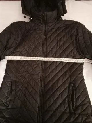 Parka guateada negra mujer