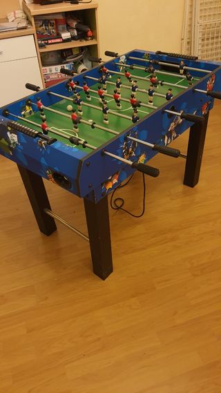 Futbolín, mesa multijuegos