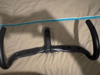 Manillar aero Vision Trimax y Potencia FSA