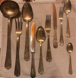 Antico servizio posate in metallo argentato